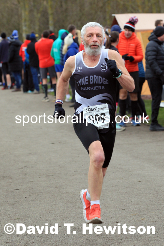 Senior women and veteran women and men over-50s NECAA Road Relay Champs., Hetton Lyons Park, Hetton le Hole, County Durham. Photo: David T. Hewitson/Sports for All Pics